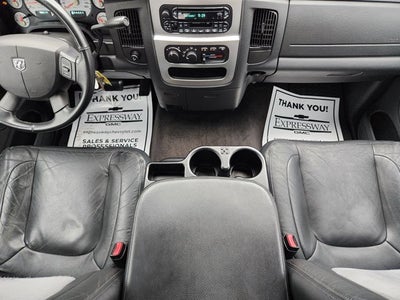 2004 Dodge Ram 1500 SLT
