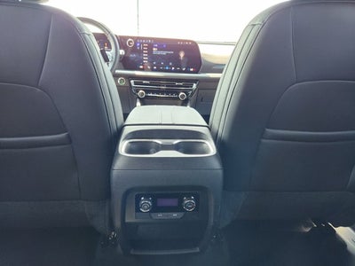 2026 Chevrolet Traverse FWD LT