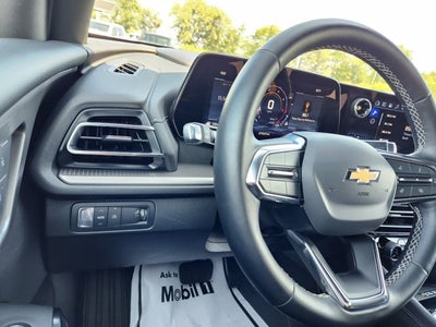 2026 Chevrolet Traverse FWD LT