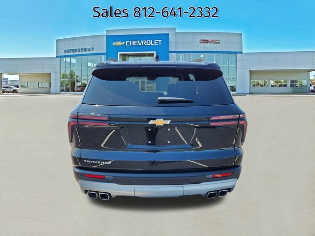 2026 Chevrolet Traverse FWD LT