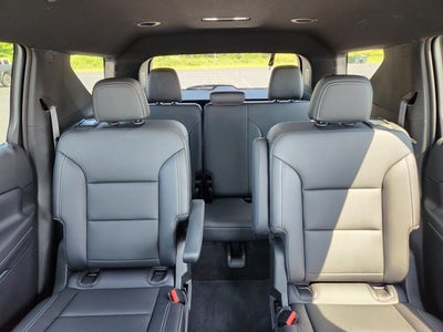2026 Chevrolet Traverse FWD LT