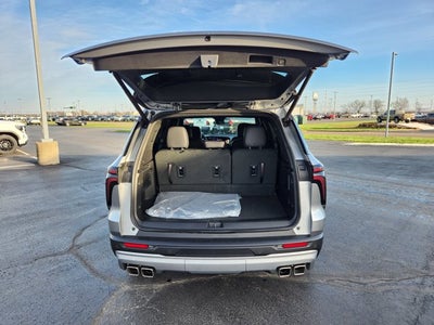 2025 Chevrolet Traverse AWD LT