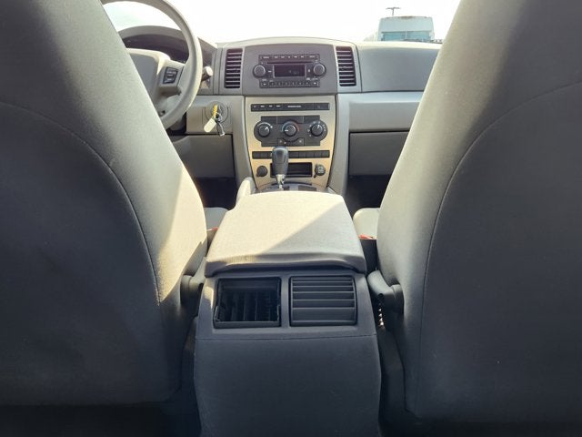 2005 Jeep Grand Cherokee Laredo