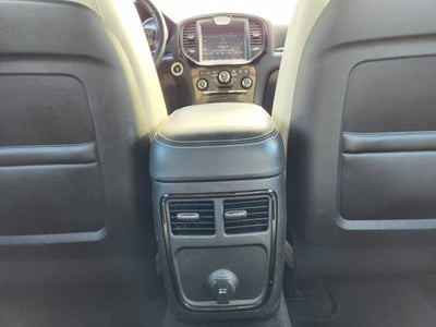 2014 Chrysler 300 Uptown Edition