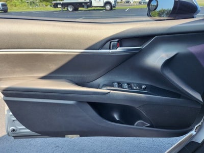 2019 Toyota Camry SE