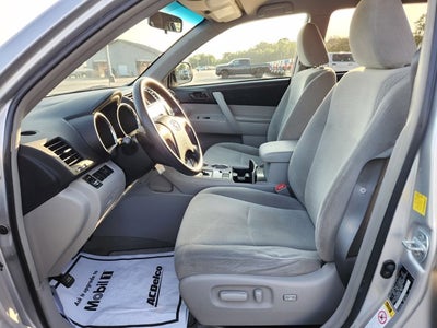 2010 Toyota Highlander Base