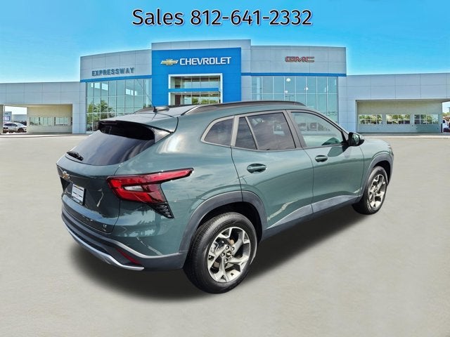 2025 Chevrolet Trax LT