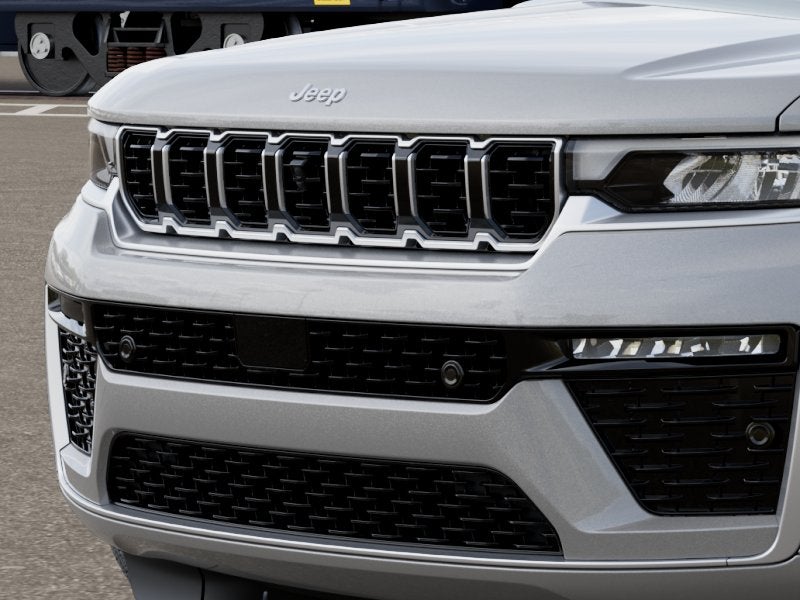 2026 Jeep Grand Cherokee Summit